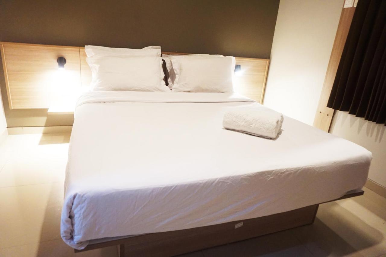 Kanna Stay Surabaya Exteriör bild