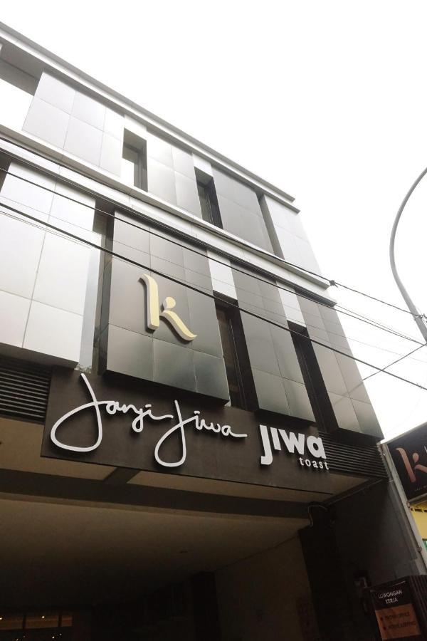 Kanna Stay Surabaya Exteriör bild