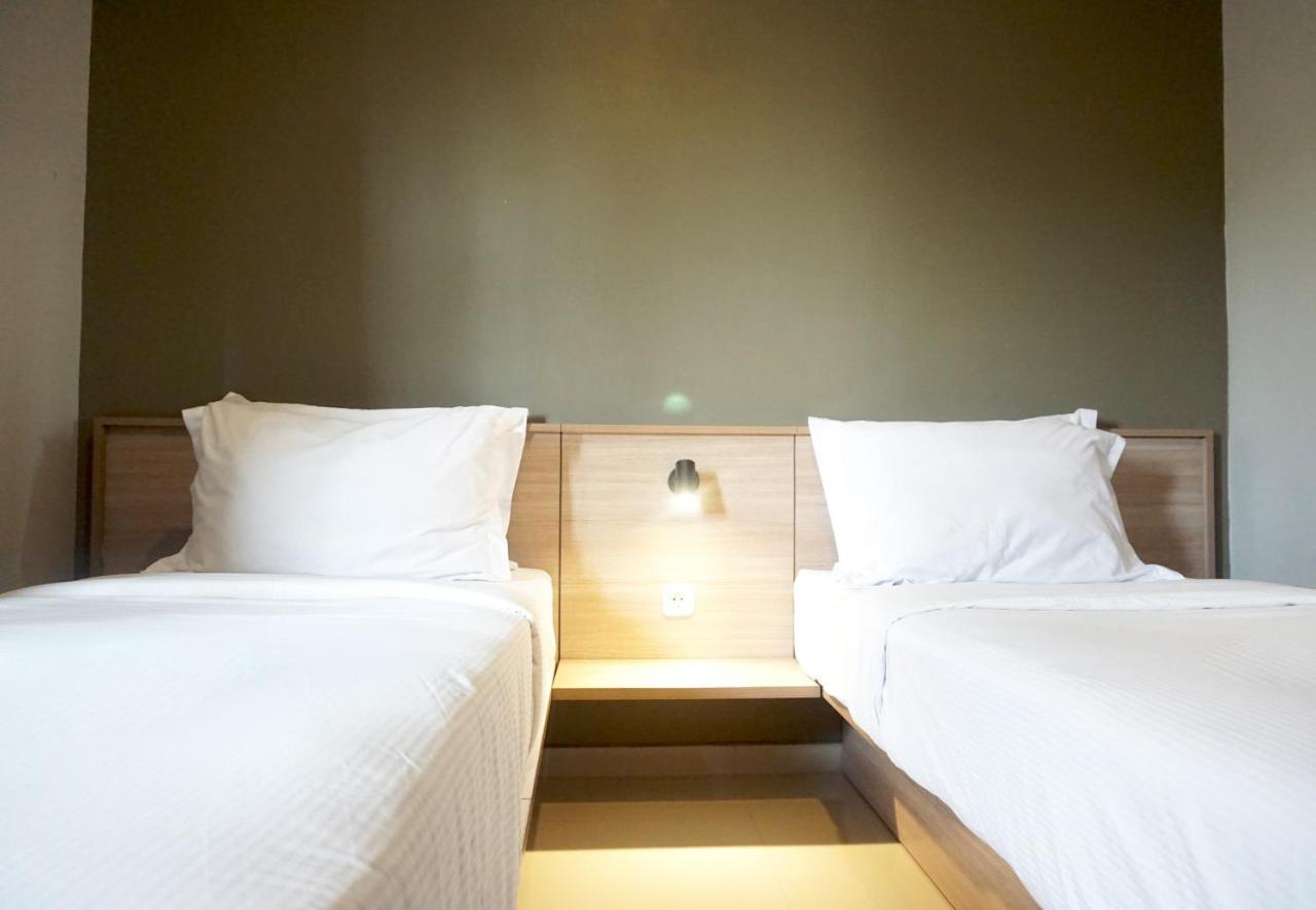 Kanna Stay Surabaya Exteriör bild